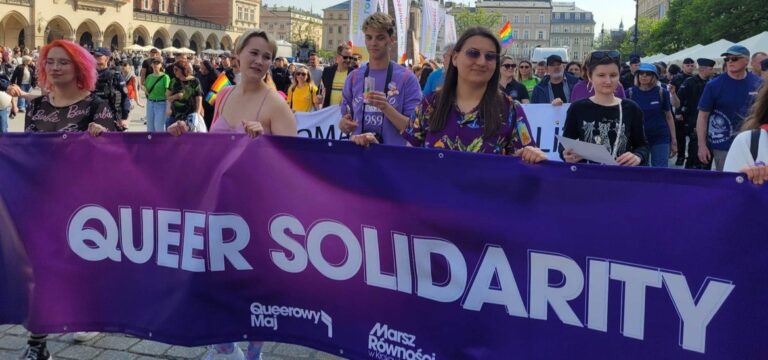 Read more about the article Nieziemski i liczny Marsz Równości w Krakowie!